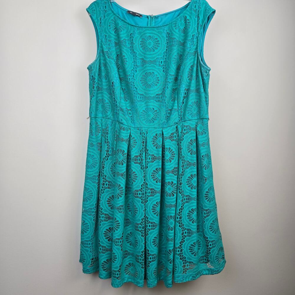 Roz & Ali Teal Size 18 Sleeveless Dress 18 Woman Green Crochet Boho